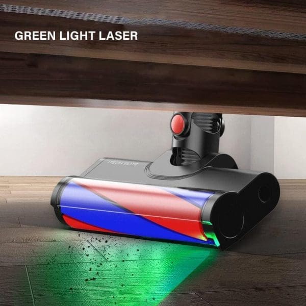 Penyedut habuk tanpa wayar Electrova iTech Elite dengan laser hijau menerangi habuk di lantai kayu, menampakkan reka bentuk biru merah yang moden.